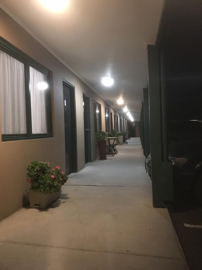 The Bakehouse Motel Гоулбёрн Экстерьер фото